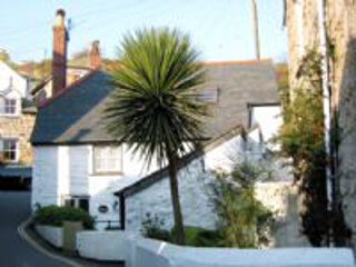 Holiday Cottage Reviews for The Mill House - Self Catering in Mousehole, Cornwall inc Scilly