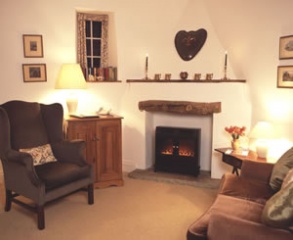 Holiday Cottage Reviews for Bull Cottage - Cottage Holiday in Totnes, Devon
