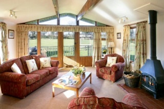 Holiday Cottage Reviews for Cedar Chalet - Self Catering Property in Alnwick, Northumberland