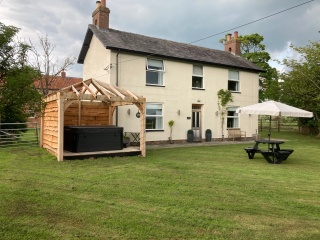 Holiday Cottage Reviews for The Farmhouse - Self Catering Property in Pocklington, East Yorkshire