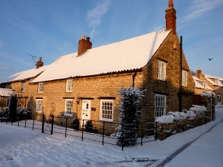 Holiday Cottage Reviews for Yew Tree Cottage Westow - Holiday Cottage in York, North Yorkshire