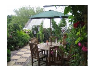 Holiday Cottage Reviews for Courtyard Apartment - Self Catering in Shepton Mallet, Somerset