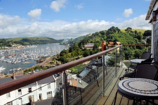 Holiday Cottage Reviews for Woodbine House - Cottage Holiday in Dartmouth, Devon