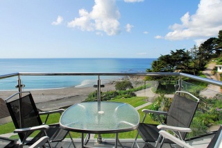 Holiday Cottage Reviews for 19 Mount Brioni - Cottage Holiday in Downderry, Cornwall inc Scilly