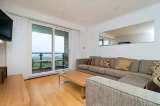 Holiday Cottage Reviews for 9 Headland Point - Self Catering Property in Newquay, Cornwall inc Scilly