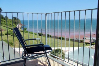 Holiday Cottage Reviews for 9 Vista Apartments - Self Catering in Paignton, Devon