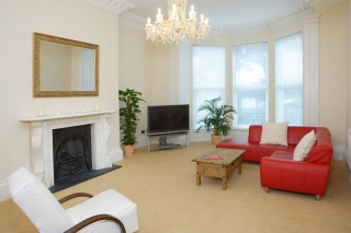 Holiday Cottage Reviews for Osborne House - Self Catering in Plymouth, Devon