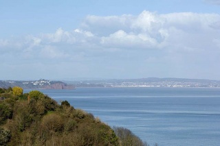 Holiday Cottage Reviews for The Cliffs - Cottage Holiday in Torquay, Devon