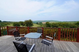 Holiday Cottage Reviews for 4 Meadow View VIP, Mullacott Park - Cottage Holiday in Ilfracombe, Devon
