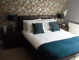 Holiday Cottage Reviews for Four Lillys Road - Self Catering in lincoln, Lincolnshire
