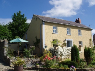 Holiday Cottage Reviews for Coedmor Cottage - Holiday Cottage in Lampeter, Ceredigion