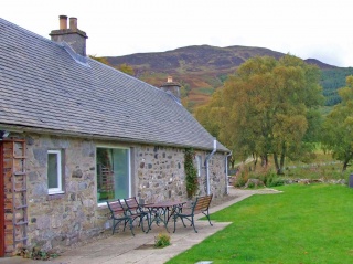 Holiday Cottage Reviews for Balmore Cottage - Self Catering in Pitlochry, Perth and Kinross