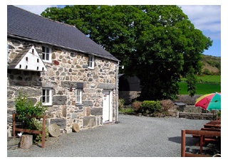 Holiday Cottage Reviews for Dove Cottage - Self Catering Property in Tywyn, Gwynedd