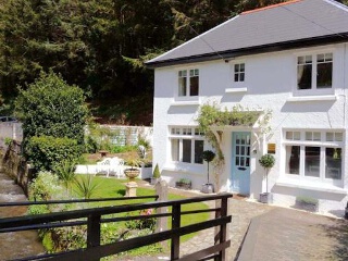 Holiday Cottage Reviews for Petite Maison - Self Catering in Polperro, Cornwall inc Scilly