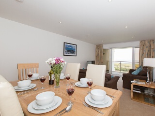 Holiday Cottage Reviews for Bay View, 27 Bredon Court - Self Catering in Newquay, Cornwall inc Scilly