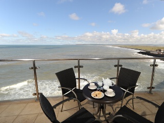 Holiday Cottage Reviews for Tidal Bay, Horizon View - Self Catering Property in Westward Ho!, Devon