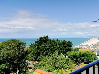 Holiday Cottage Reviews for Chesil View House - Holiday Cottage in Portland, Dorset