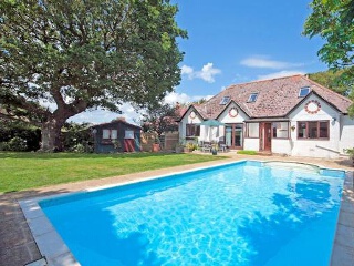 Holiday Cottage Reviews for Esher - Cottage Holiday in Sandown, Isle of Wight