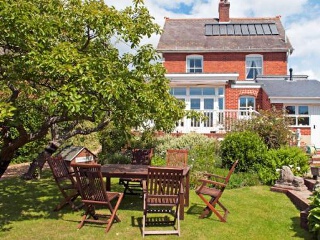 Holiday Cottage Reviews for The Bouldnor - Holiday Cottage in Yarmouth, Isle of Wight