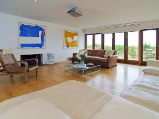 Holiday Cottage Reviews for Higher Close - Self Catering in Mawgan Porth, Cornwall Inc Scilly