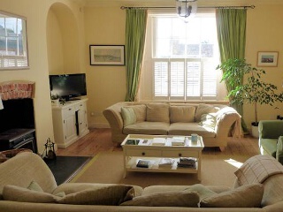 Holiday Cottage Reviews for Richmond House - Holiday Cottage in Appledore, Devon