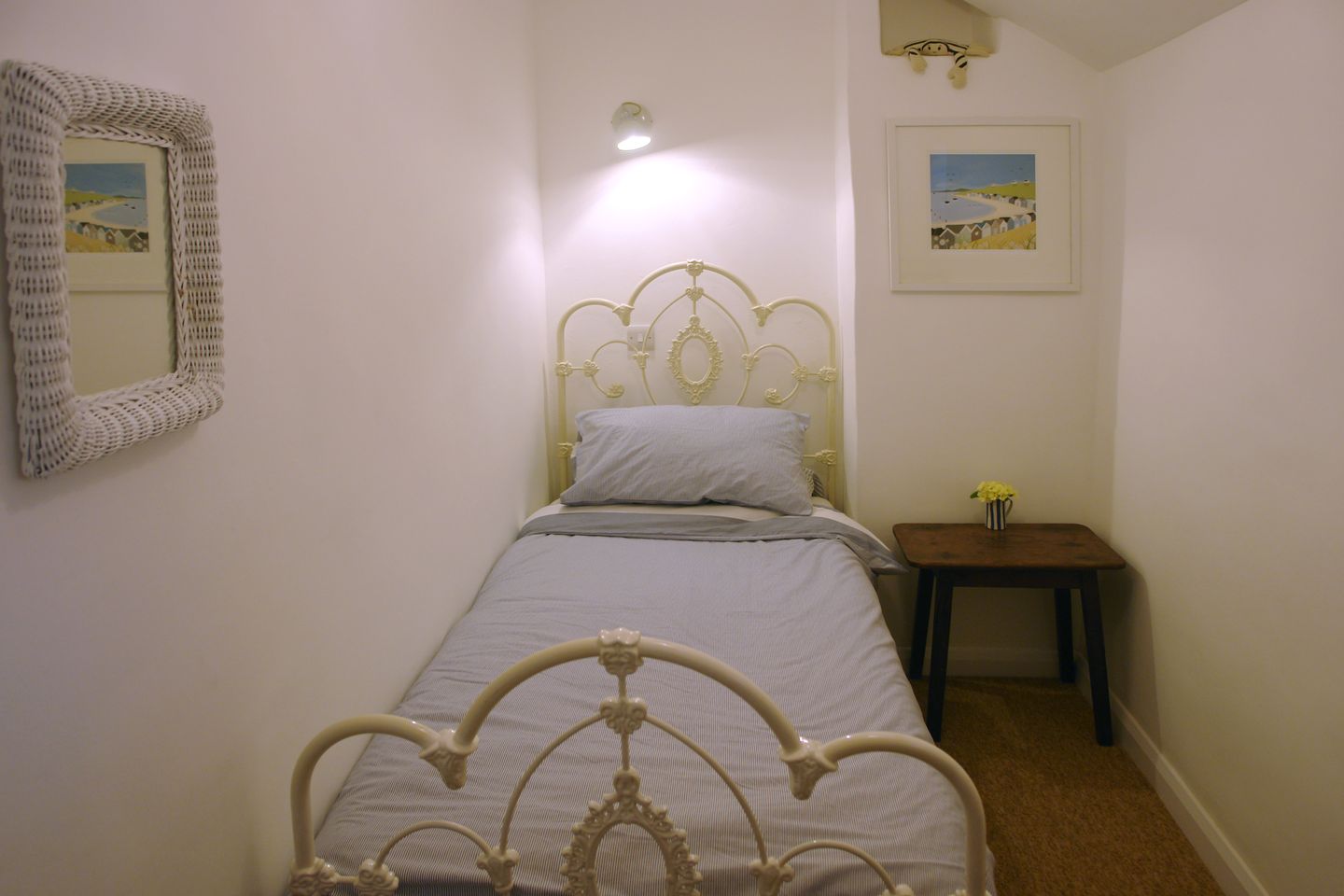2 Trerise Cottage Manaccan Single Bedroom
