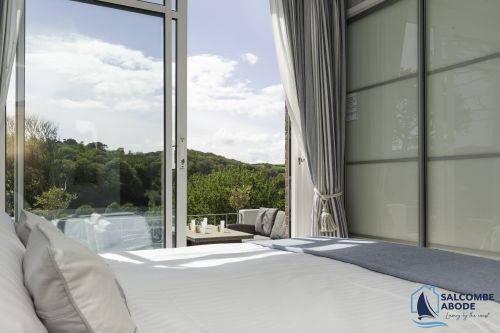5 Hazeldene Salcombe10