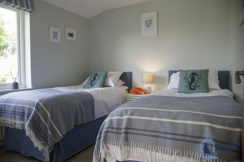 5 Hazeldene Salcombe13