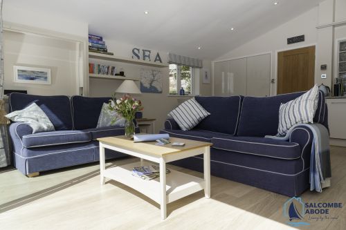5 Hazeldene Salcombe7