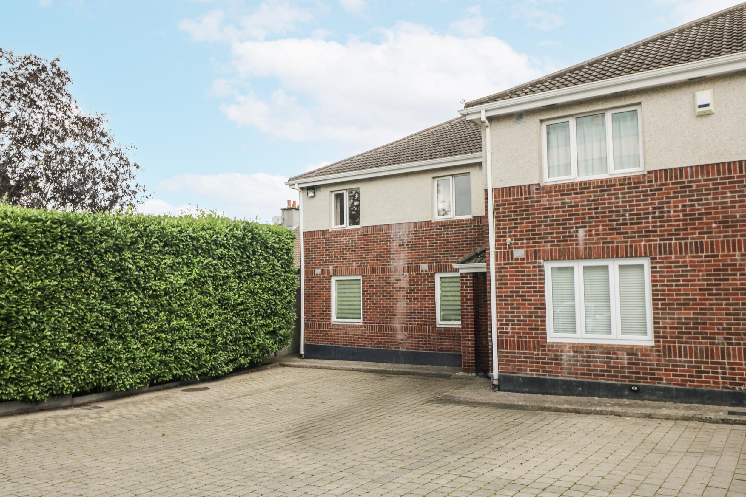 7 Belfort Court