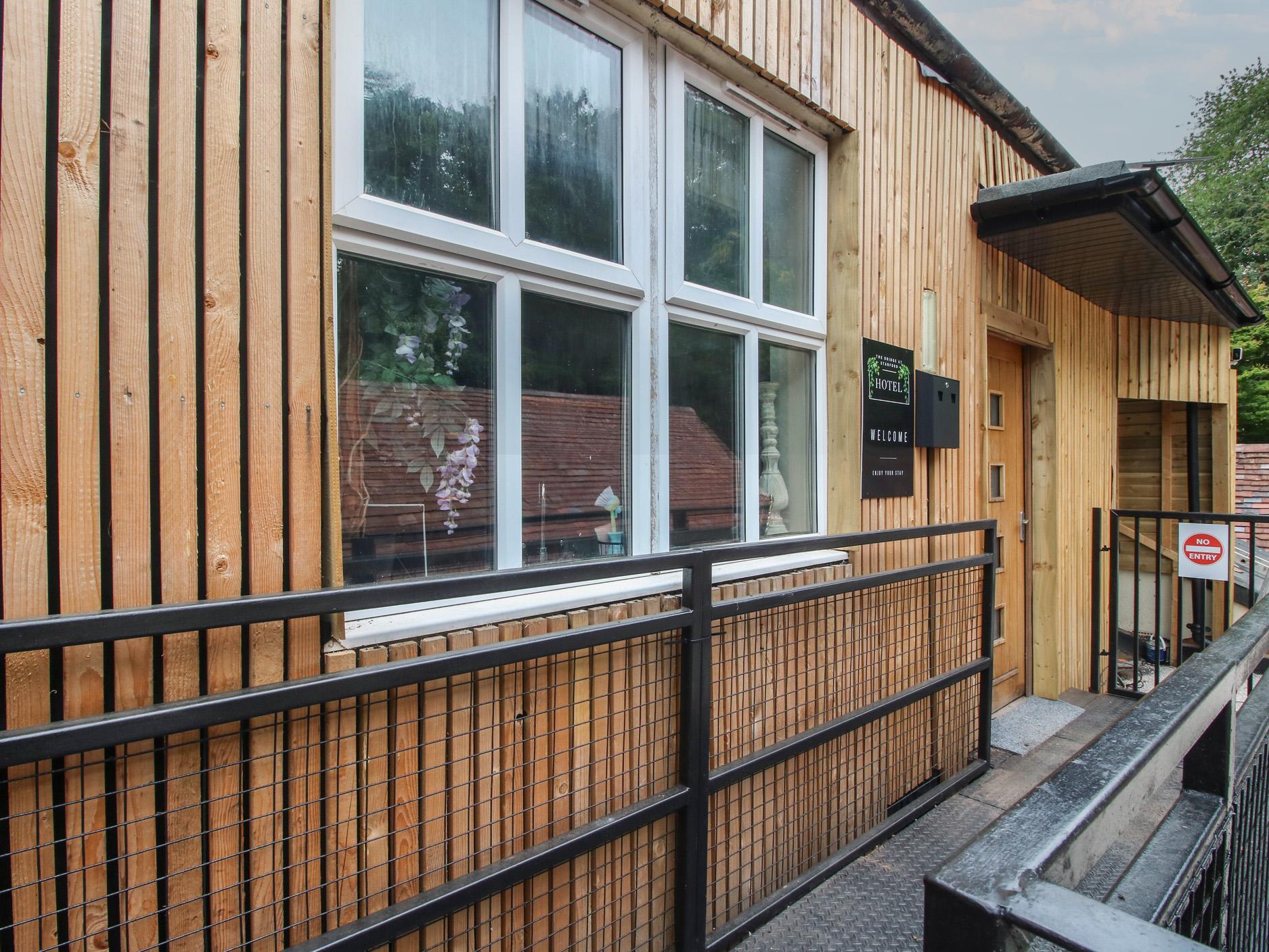 Holiday Cottage Reviews for Apartment 1 The Bridge at Stanford Hotel - Holiday Cottage in Malvern, Worcestershire