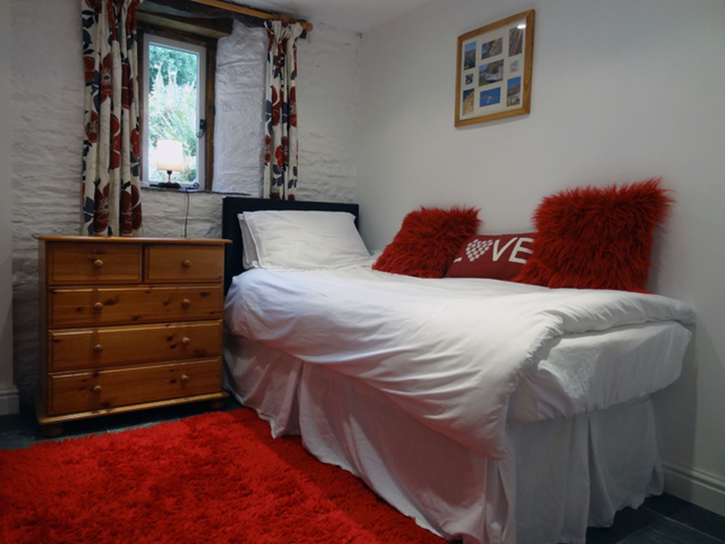 Apple Cottage Tregadillett Single Bedroom