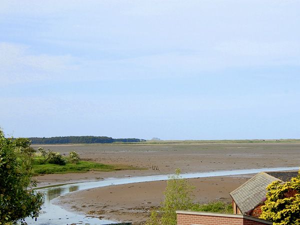 Bay View Holiday Cottage Waren Mill2