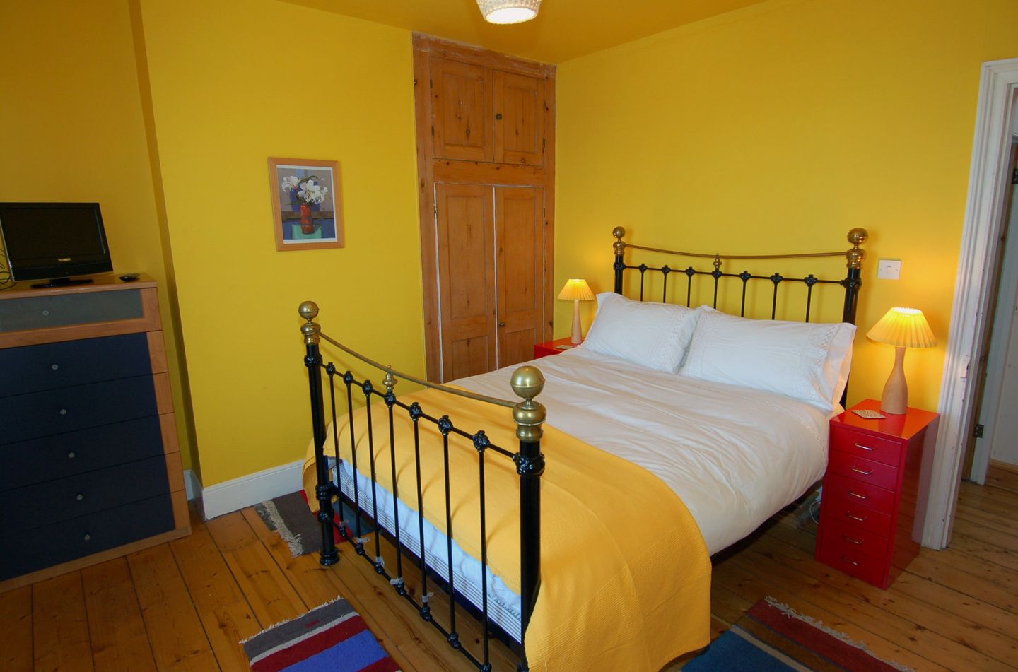 Beechwood Kingswear Yellow Double Bedroom