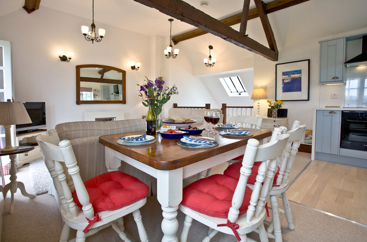 Bellcottage Sidmouth Devon Diningtable