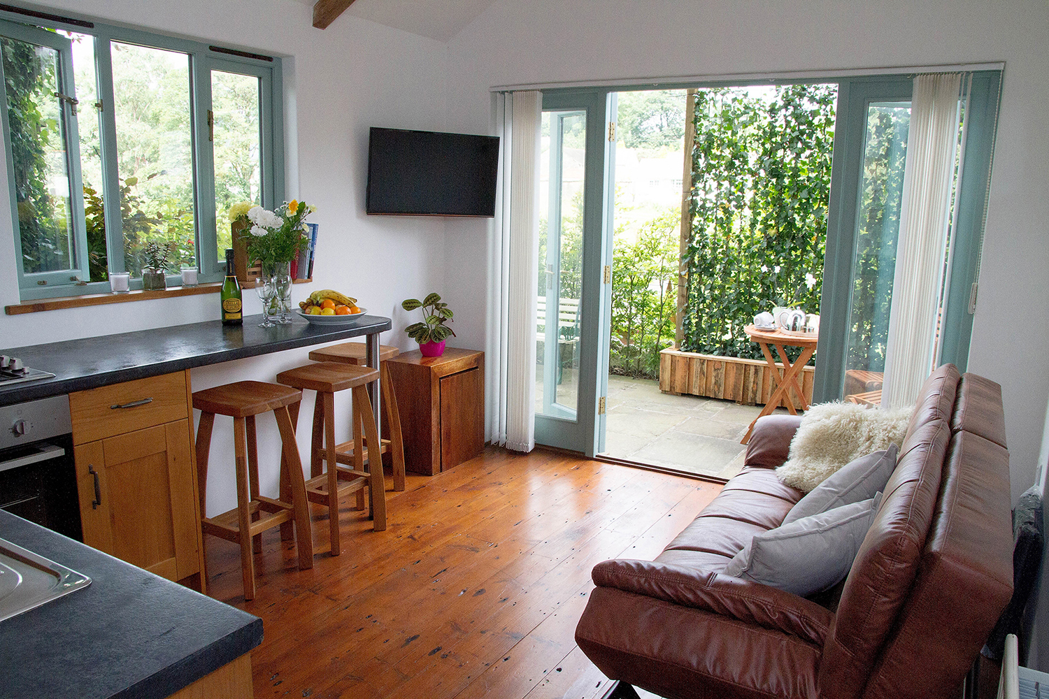 Holiday Cottage Reviews for The Beech Hut - Self Catering in Ilfracombe, Devon