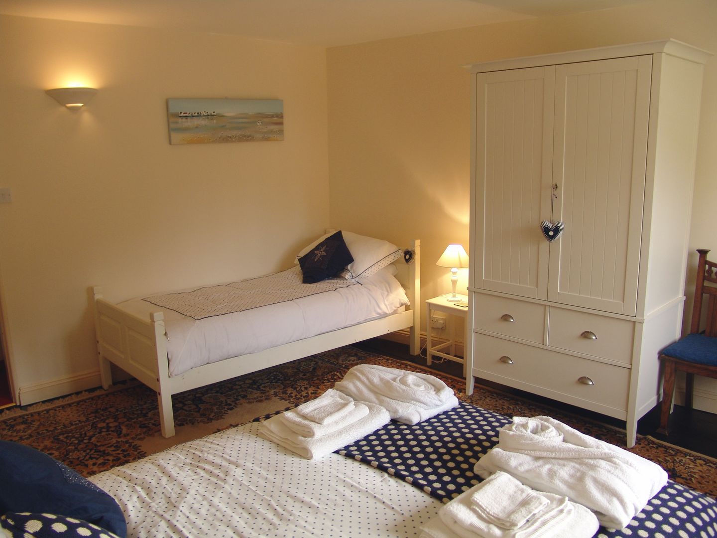 Bodkin Cottage Dunster Twin Bedroom