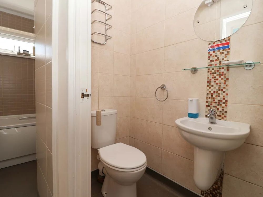 Boos Bungalow Cornwall15