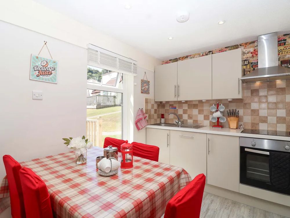 Boos Bungalow Cornwall5
