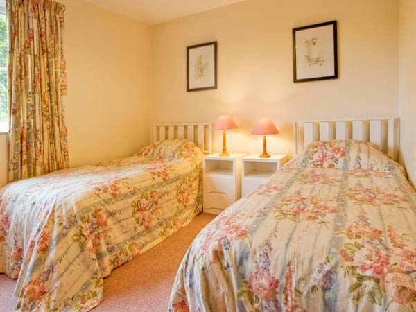 Brians Cottage Bilton3