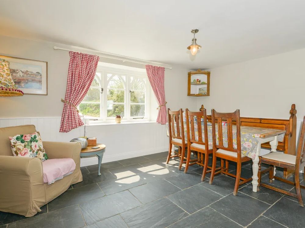 Chapel Cottage Welcombe2