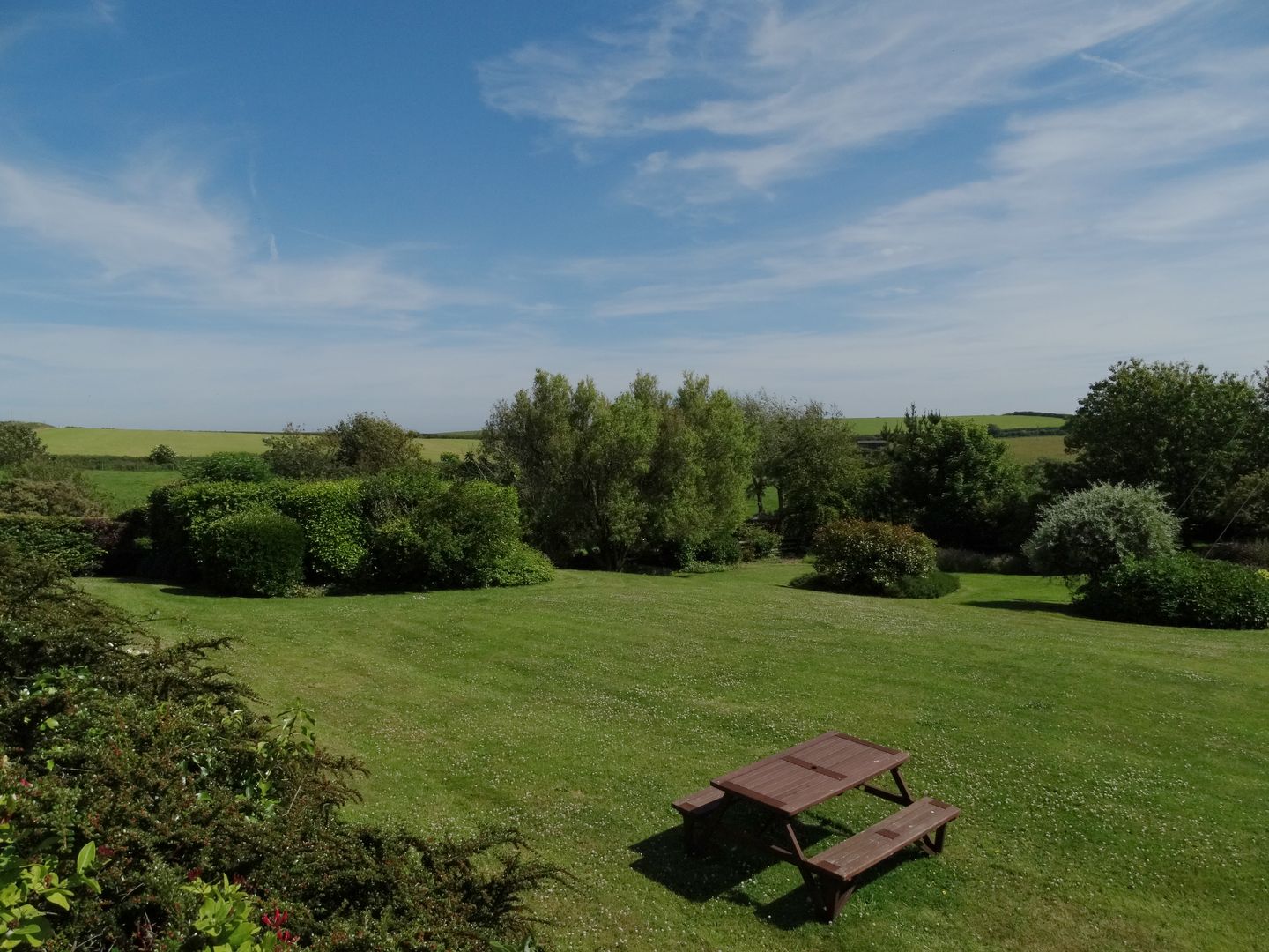 Coast Barn Newton Ferrers Picnic Area In Garden