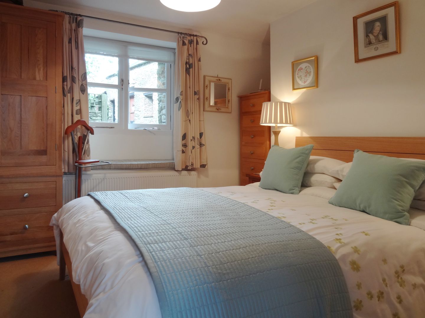 Crosscombe Barn Loddiswell Double Bedroom