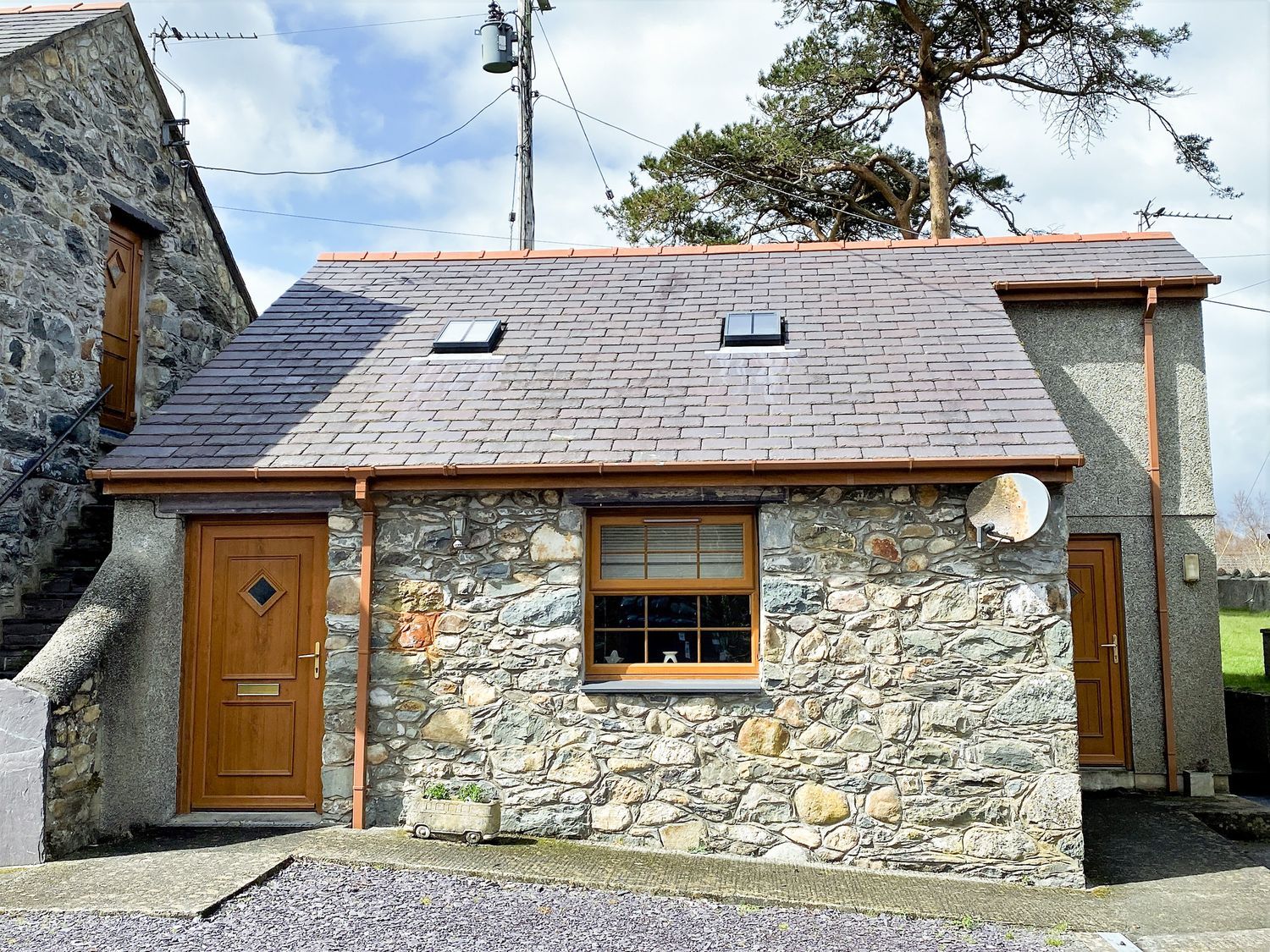 Holiday Cottage Reviews for Cwt y Ci - Self Catering Property in Y Felinheli, Gwynedd