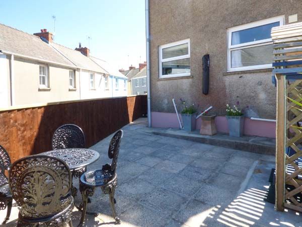 Dingarth Holiday Cottage In Tenby34