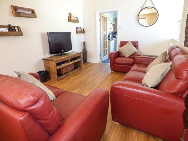 Dingarth Holiday Cottage In Tenby4