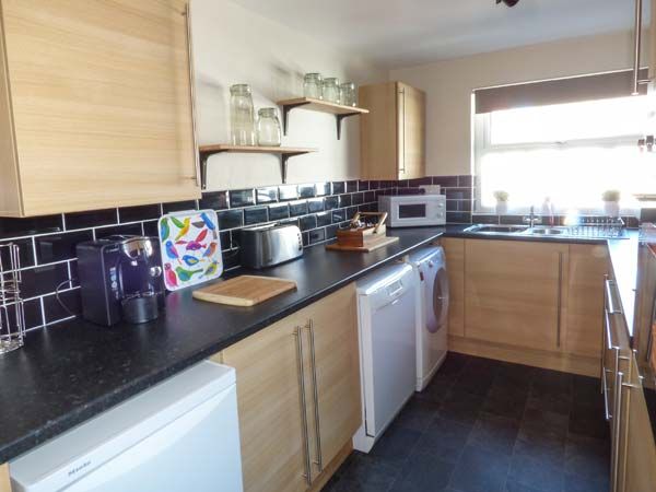 Dingarth Holiday Cottage In Tenby6