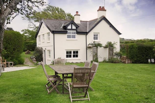 Holiday Cottage Reviews for Dollars Cottage - Self Catering in Llangennith, West Glamorgan