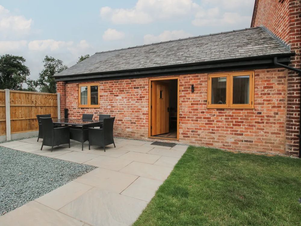 Elm Barn Shropshire4