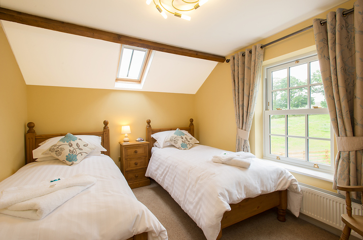 Foremans House Bridlington Twin Bedroom